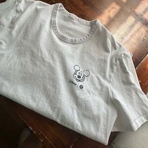 Lululemon Athletica White Short Sleeve Tee